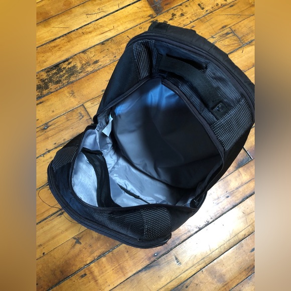 Ogio backpack laptop bag, Southern Comfort - Picture 5 of 10